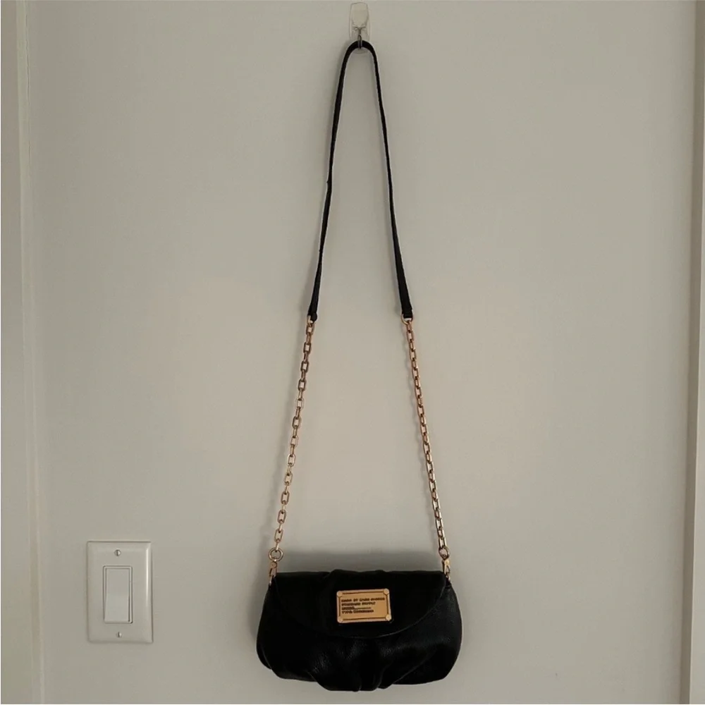 Marc Jacob's Black Crossbody Carly Bag - Picture 5 of 6